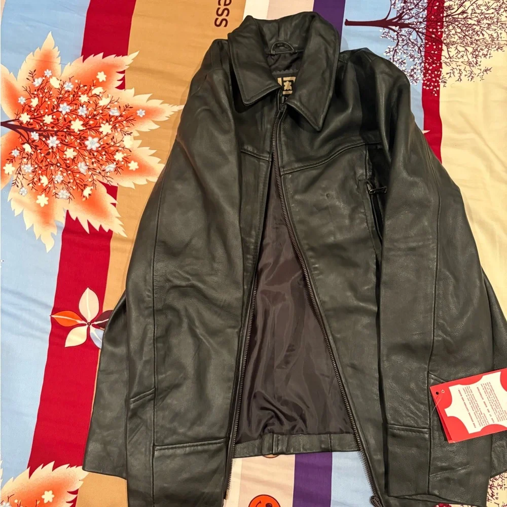 VIP Black Performance Jacket - Picture 1 of 7